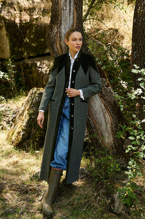 OXFORD PEAK COAT