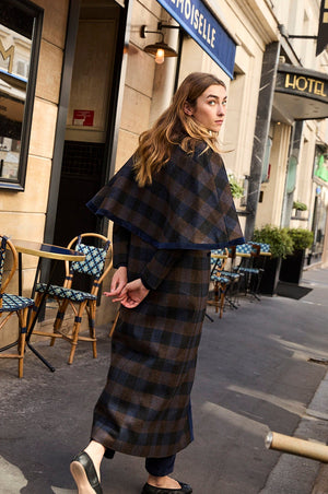 BASTILLE CAPE