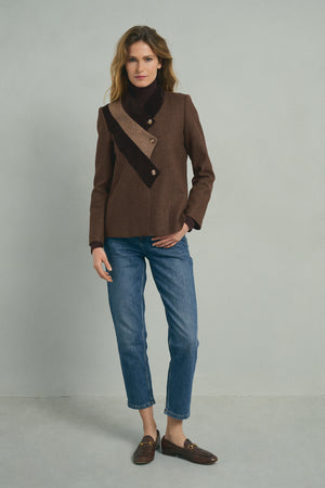 BROWN TRICOLOR BLAZER