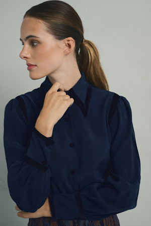 BLUE GILES BLOUSE