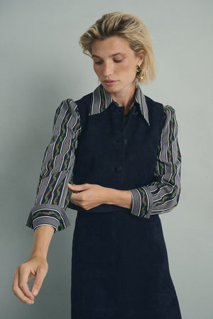 NAVY ANTE VEST