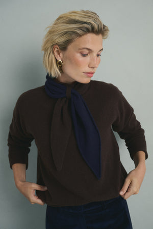 BROWN CAMBRIDGE SWEATER