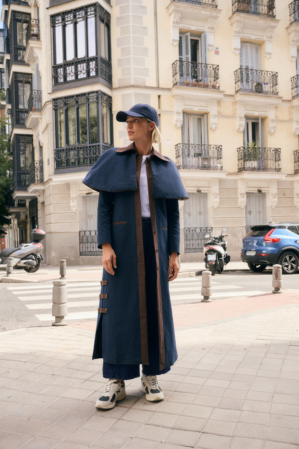 NAVY SAVILE CAPE