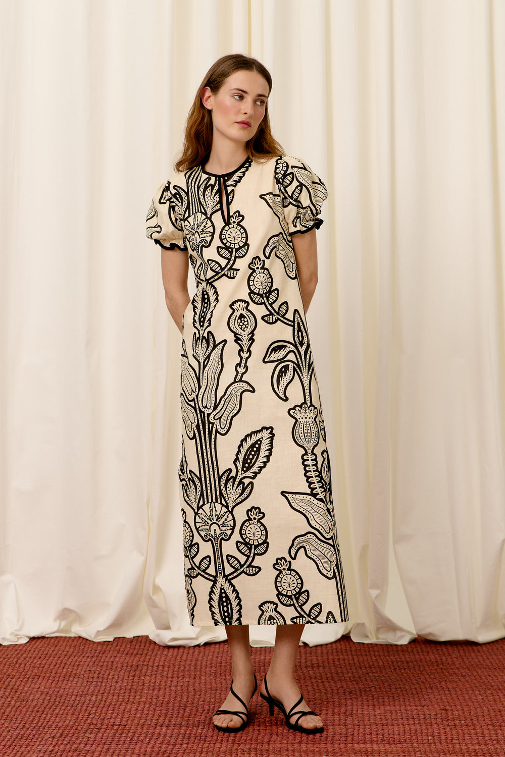 BLACK SINTRA DRESS