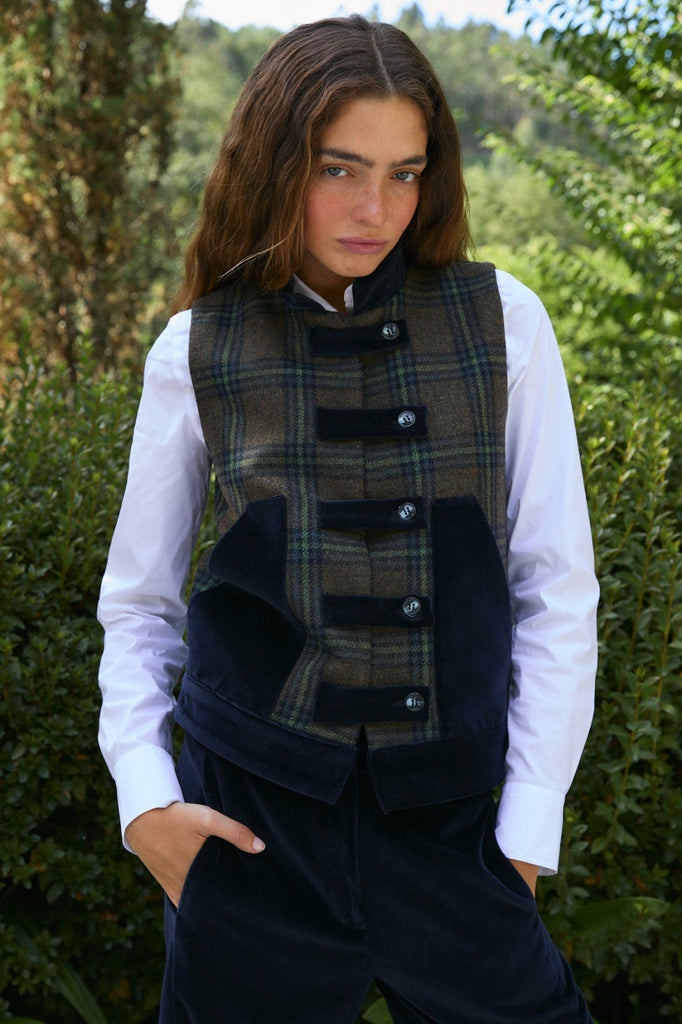 VERNE VEST